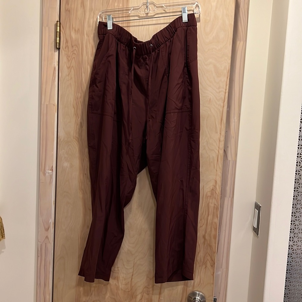 Old navy maroon joggers